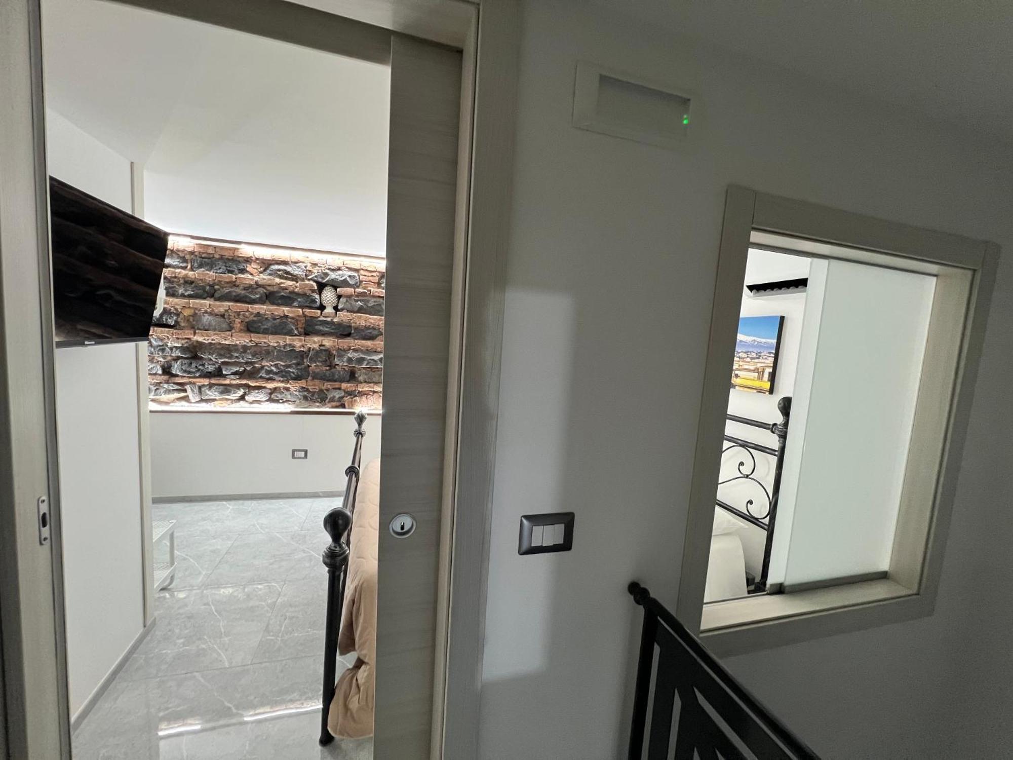 Nobilehouse Apartman Catania-Fontanarossai nemzetközi repülőtér Kültér fotó