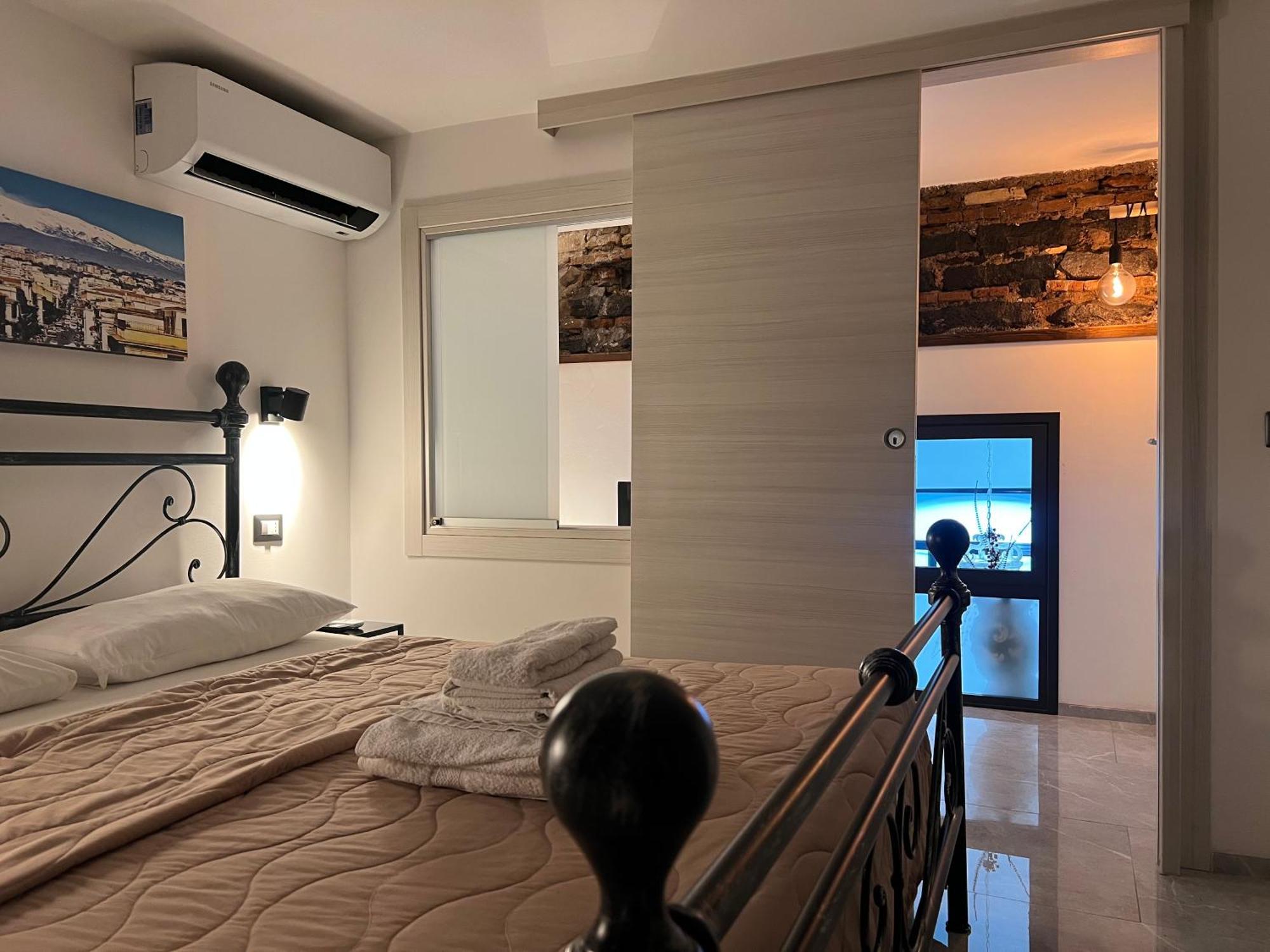 Nobilehouse Apartman Catania-Fontanarossai nemzetközi repülőtér Kültér fotó